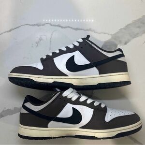 Nike Men's Black and Gray Sneakers